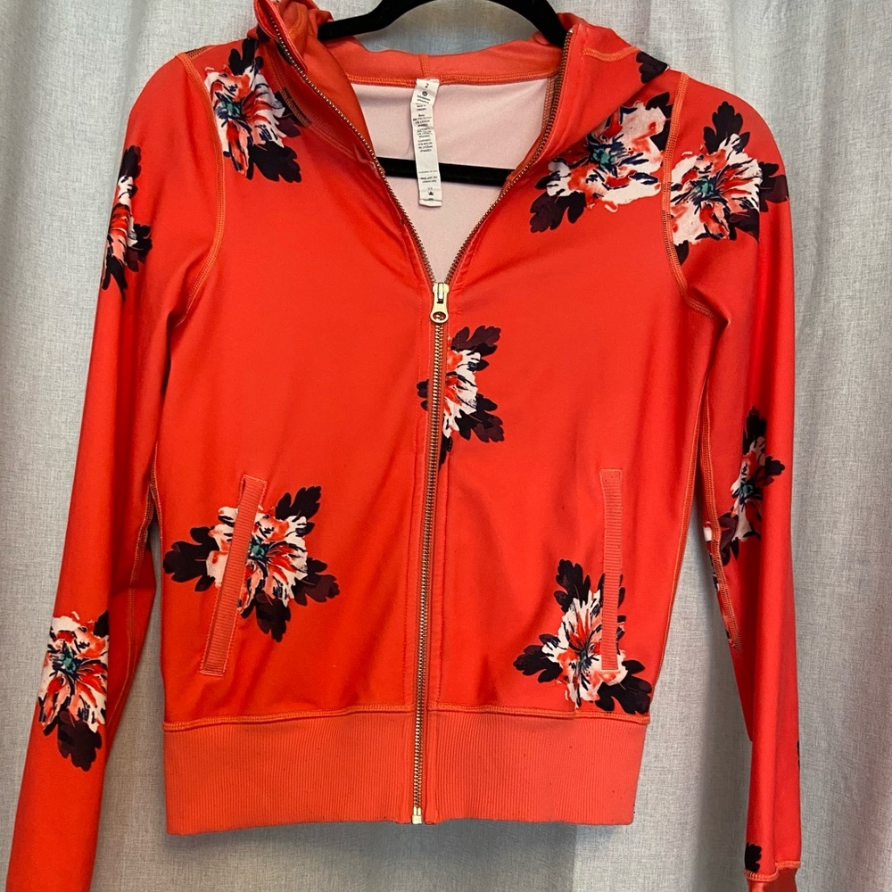 RARE Lululemon Namaskar Hoodie Atomic Flower NWOT